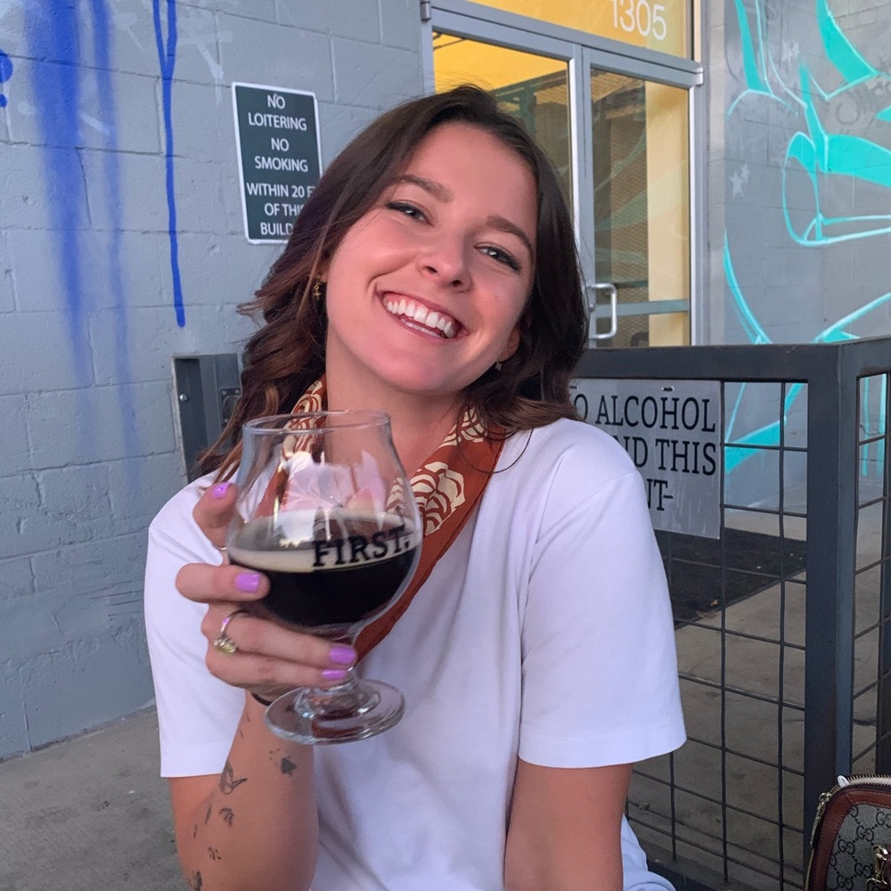 Meet your Posher, Alexandra